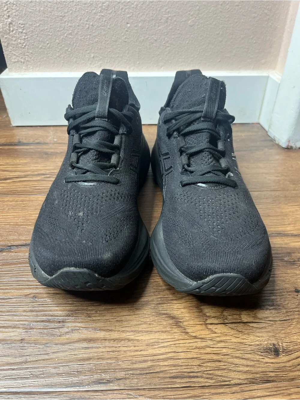 ASICS Gel Nimbus 26 Running Shoes Black White Size 9.5 Women's - Picture 2 of 9